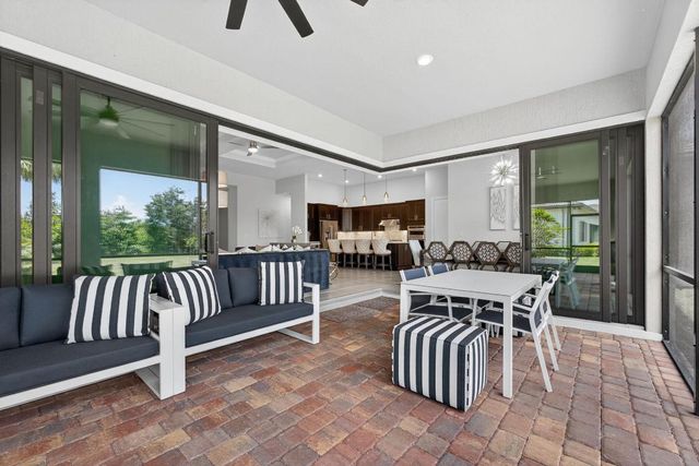 9218 Balsamo Drive, Palm Beach Gardens, FL 33412