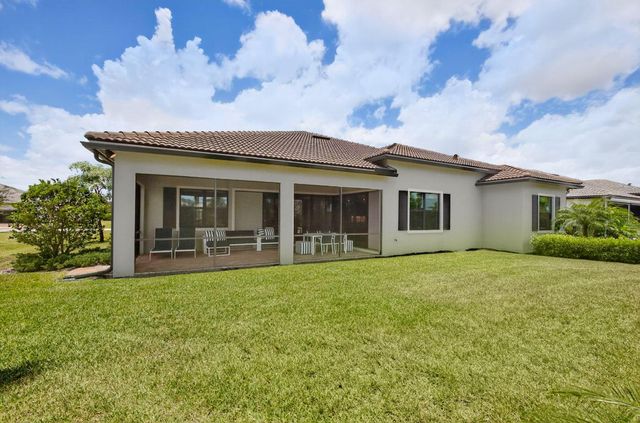 9218 Balsamo Drive, Palm Beach Gardens, FL 33412