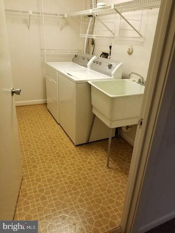 6326 MANCHESTER WAY, Alexandria, VA 22304