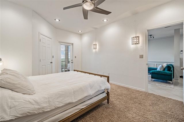 4307 BAYSIDE VILLAGE DRIVE 201, Tampa, FL 33615