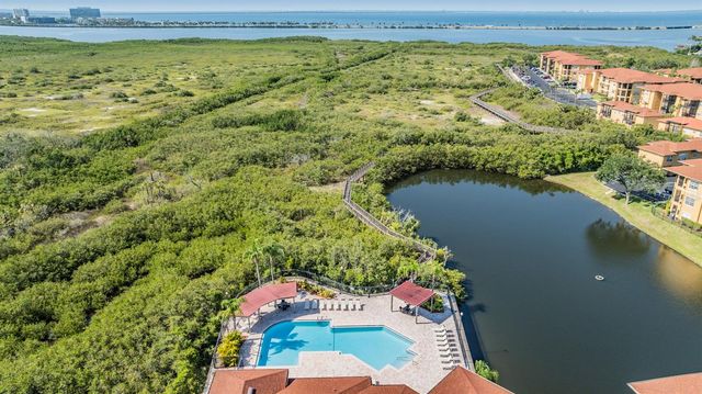 4307 BAYSIDE VILLAGE DRIVE 201, Tampa, FL 33615