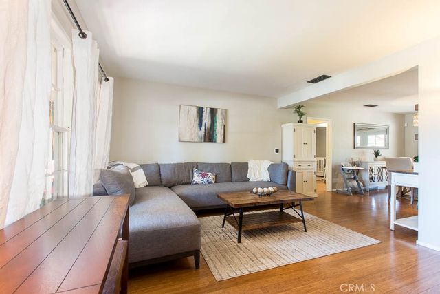 16907 Marlin Place, Lake Balboa, CA 91406