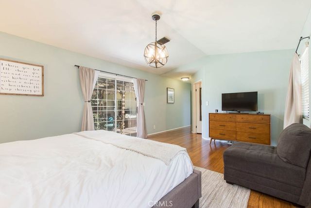 16907 Marlin Place, Lake Balboa, CA 91406
