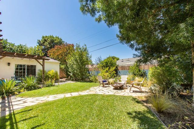16907 Marlin Place, Lake Balboa, CA 91406