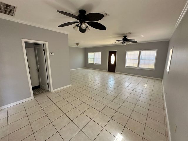 4024 N Monroe Street, Tallahassee, FL 32303