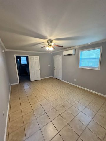 4024 N Monroe Street, Tallahassee, FL 32303