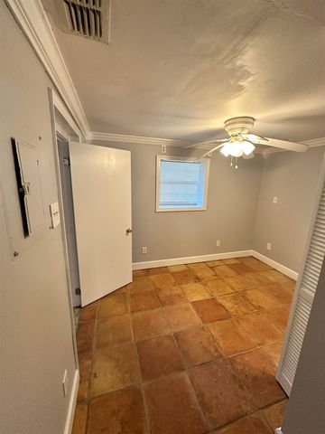 4024 N Monroe Street, Tallahassee, FL 32303