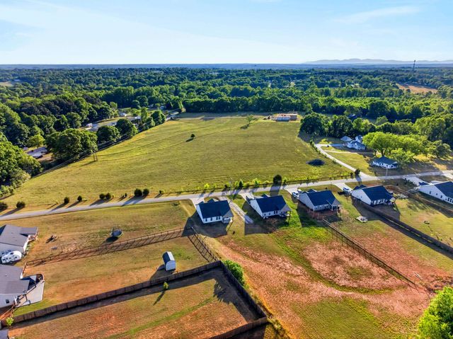 420 Cemetery Road, Cowpens, SC 29330