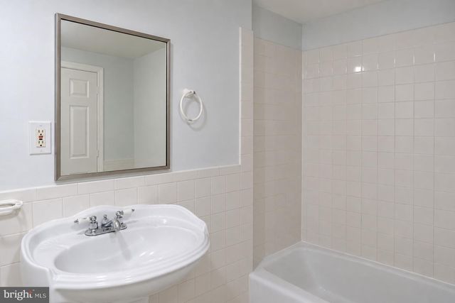 2420 HANNON ST, Hyattsville, MD 20783