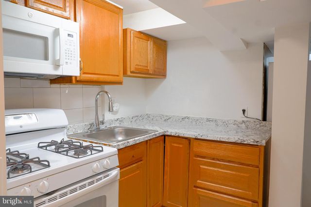 2420 HANNON ST, Hyattsville, MD 20783