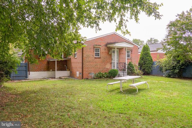 2420 HANNON ST, Hyattsville, MD 20783