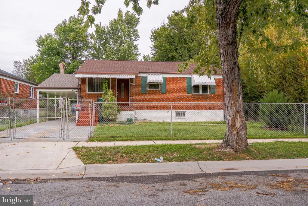 2420 HANNON ST, Hyattsville, MD 20783
