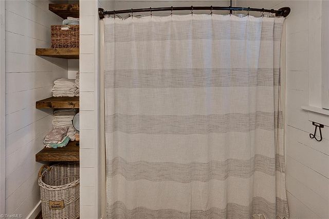 5218 Old Lexington Road, Asheboro, NC 27205