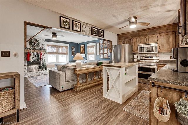 5218 Old Lexington Road, Asheboro, NC 27205