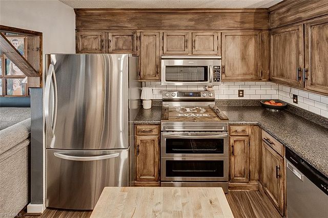 5218 Old Lexington Road, Asheboro, NC 27205