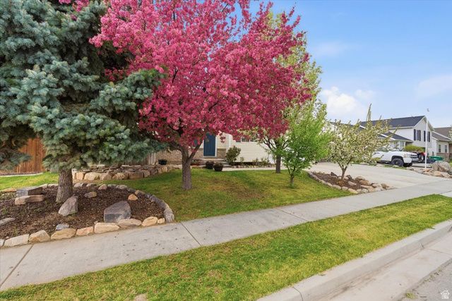 944 S 740 W, Lehi, UT 84043