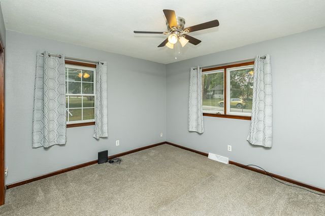 820 Dallas Street, De Soto, IA 50069