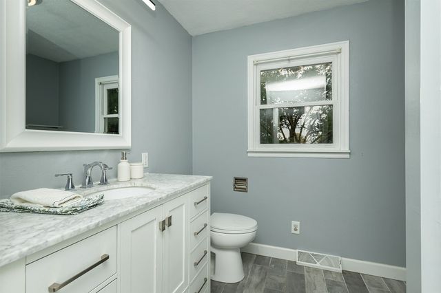 820 Dallas Street, De Soto, IA 50069