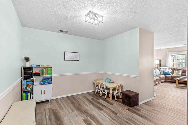 1576 LAKEWOOD DR, Columbia, MO 65202