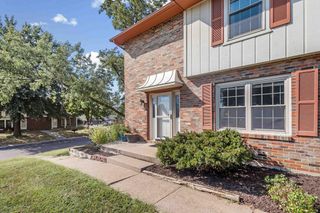 1576 LAKEWOOD DR, Columbia, MO 65202
