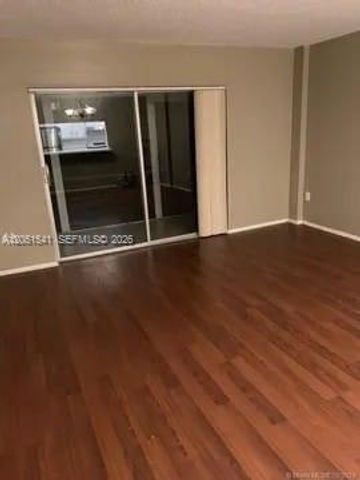 4168 Inverrary Drive 305, Lauderhill, FL 33319