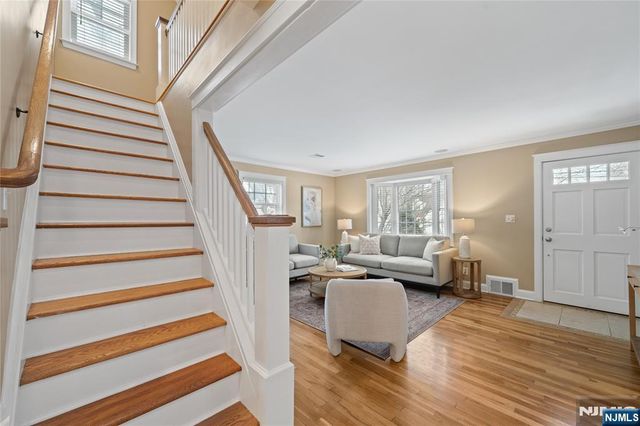 93 Bromley Place, Nutley, NJ 07110