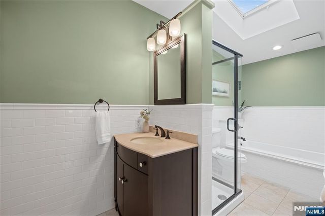 93 Bromley Place, Nutley, NJ 07110