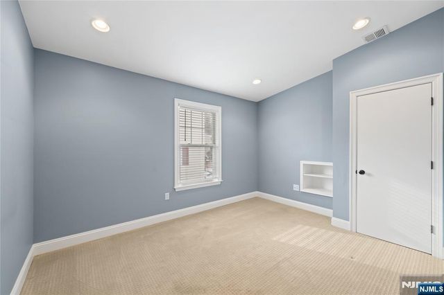 93 Bromley Place, Nutley, NJ 07110