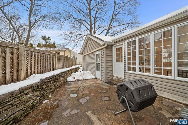 93 Bromley Place, Nutley, NJ 07110