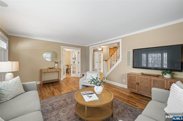 93 Bromley Place, Nutley, NJ 07110