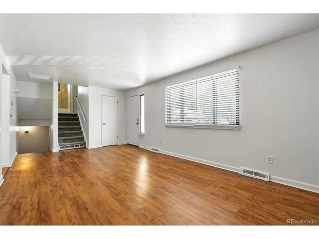 3207 Carson St, Aurora, CO 80011