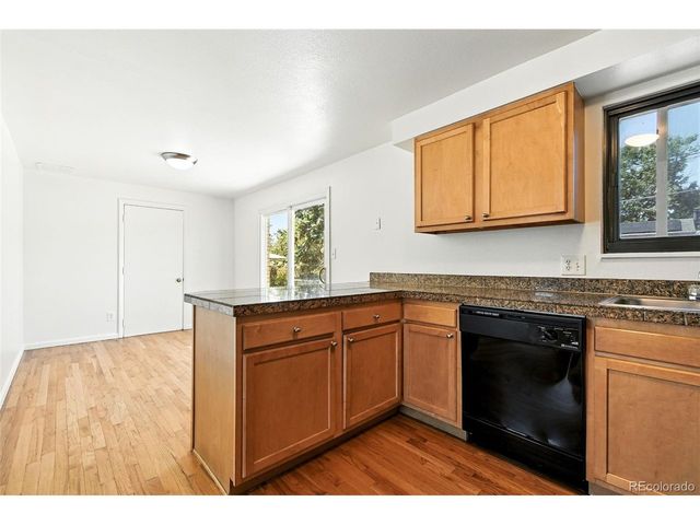 3207 Carson St, Aurora, CO 80011
