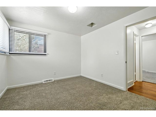 3207 Carson St, Aurora, CO 80011