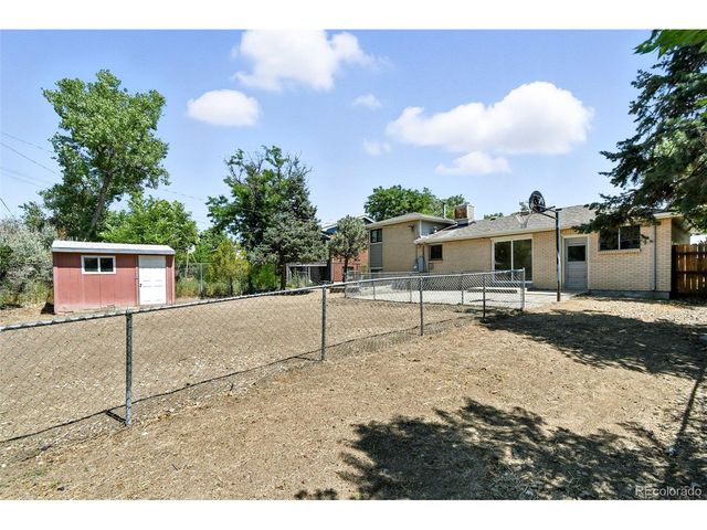 3207 Carson St, Aurora, CO 80011