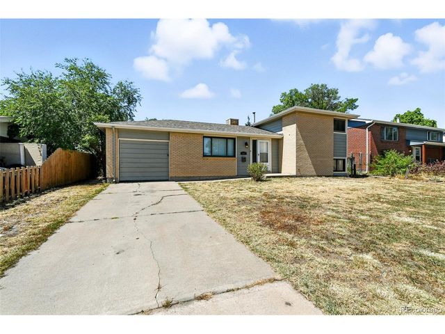 3207 Carson St, Aurora, CO 80011