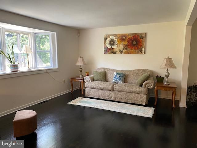 327 W VIRGINIA RD, Browns Mills, NJ 08015