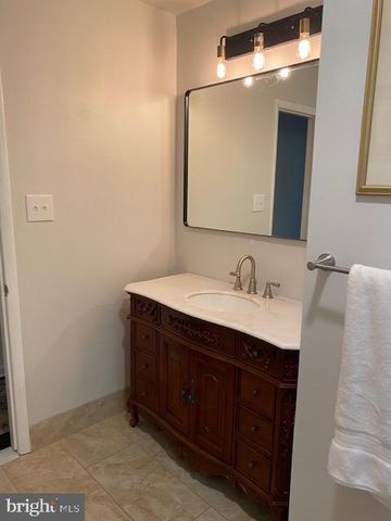327 W VIRGINIA RD, Browns Mills, NJ 08015