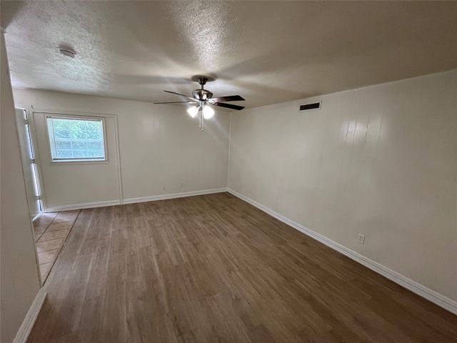 5313 Preston Trail, Garland, TX 75043