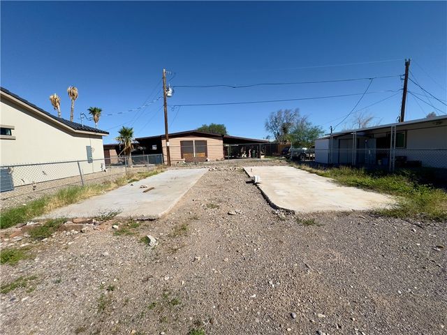 1934 Hualapai Drive, Bullhead City, AZ 86442