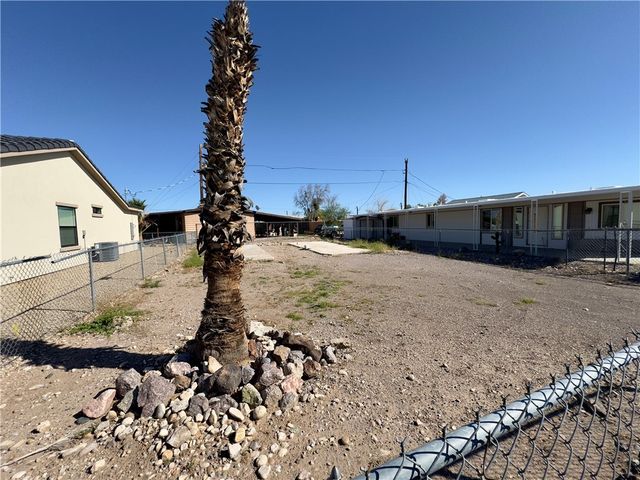 1934 Hualapai Drive, Bullhead City, AZ 86442