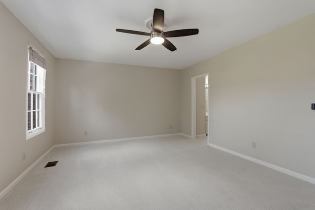 2012 Stokes Ln, Nashville, TN 37215