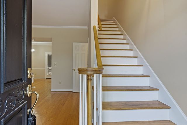 2012 Stokes Ln, Nashville, TN 37215