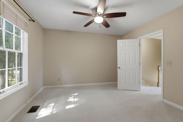 2012 Stokes Ln, Nashville, TN 37215