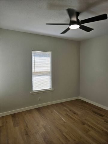 2321 Riggan St, Corpus Christi, TX 78404