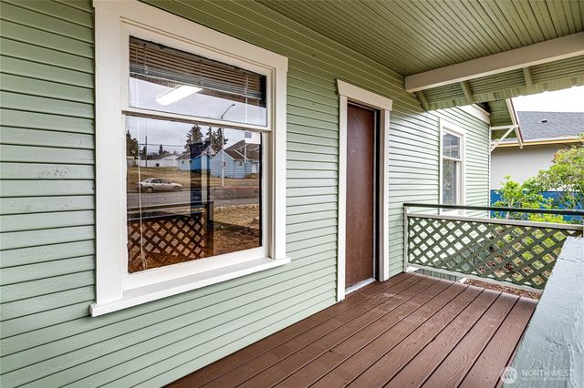 219 E 8th Street, Port Angeles, WA 98362