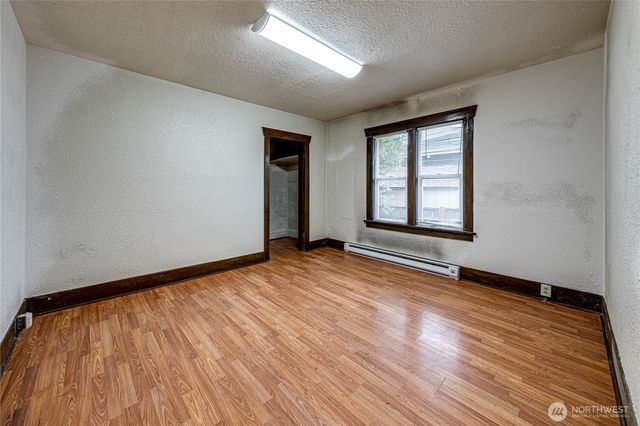 219 E 8th Street, Port Angeles, WA 98362