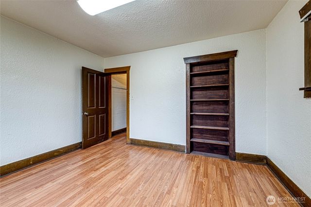 219 E 8th Street, Port Angeles, WA 98362