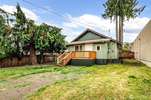 219 E 8th Street, Port Angeles, WA 98362