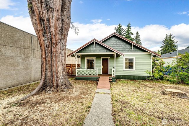 219 E 8th Street, Port Angeles, WA 98362
