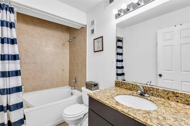 15680 SW 106th Ln 815, Miami, FL 33196